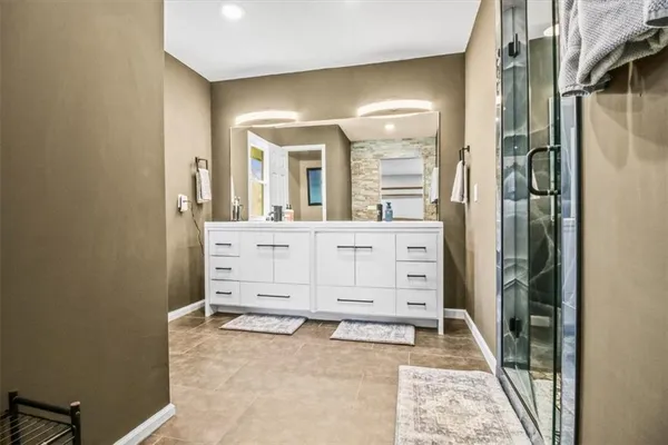 $700,000 | 12425 Northern Avenue, Liberty, MO 64068