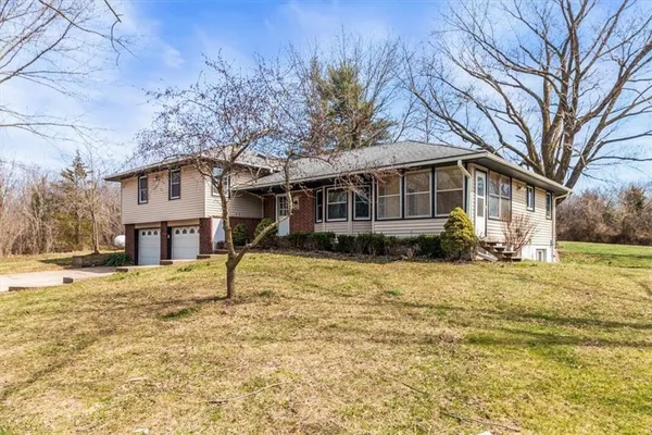 $700,000 | 12425 Northern Avenue, Liberty, MO 64068