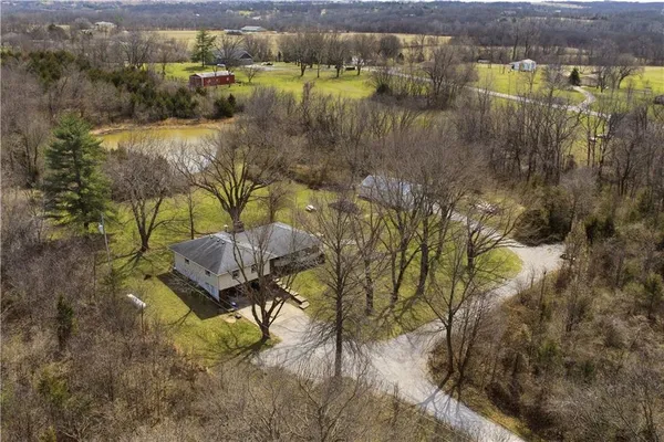 $700,000 | 12425 Northern Avenue, Liberty, MO 64068