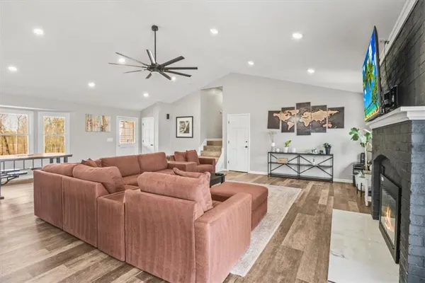 $700,000 | 12425 Northern Avenue, Liberty, MO 64068