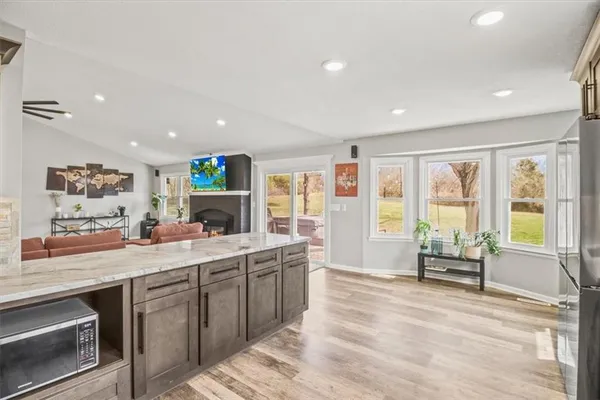 $700,000 | 12425 Northern Avenue, Liberty, MO 64068