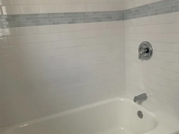 $2,350 | 2173 171st Street, Hazel Crest, IL 60429