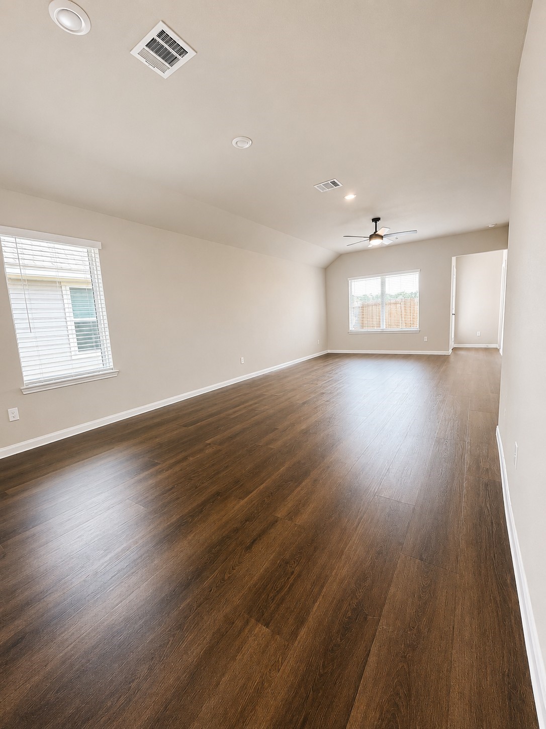 13670 Kit Run Splendora, TX 77372 - Photo 7 of 13 Living Room