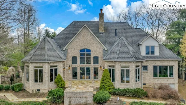 $1,645,000 | 164 St Andrews Drive, Thurmond, NC 28683