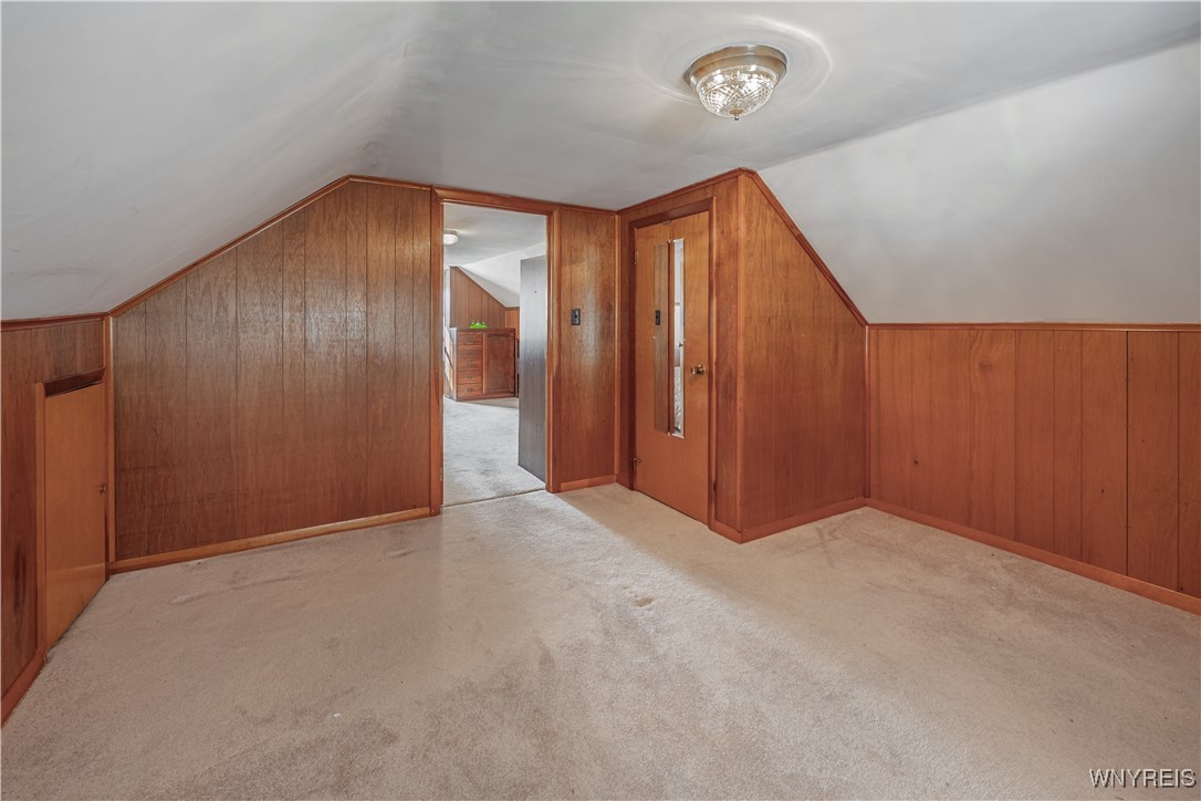 6107 Shawnee Road Wheatfield, NY 14132 - Photo 25 of 48