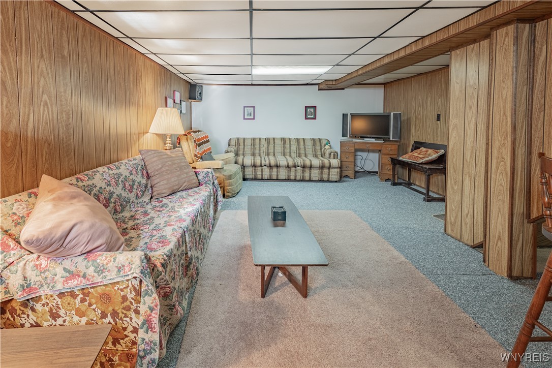 6107 Shawnee Road Wheatfield, NY 14132 - Photo 44 of 48