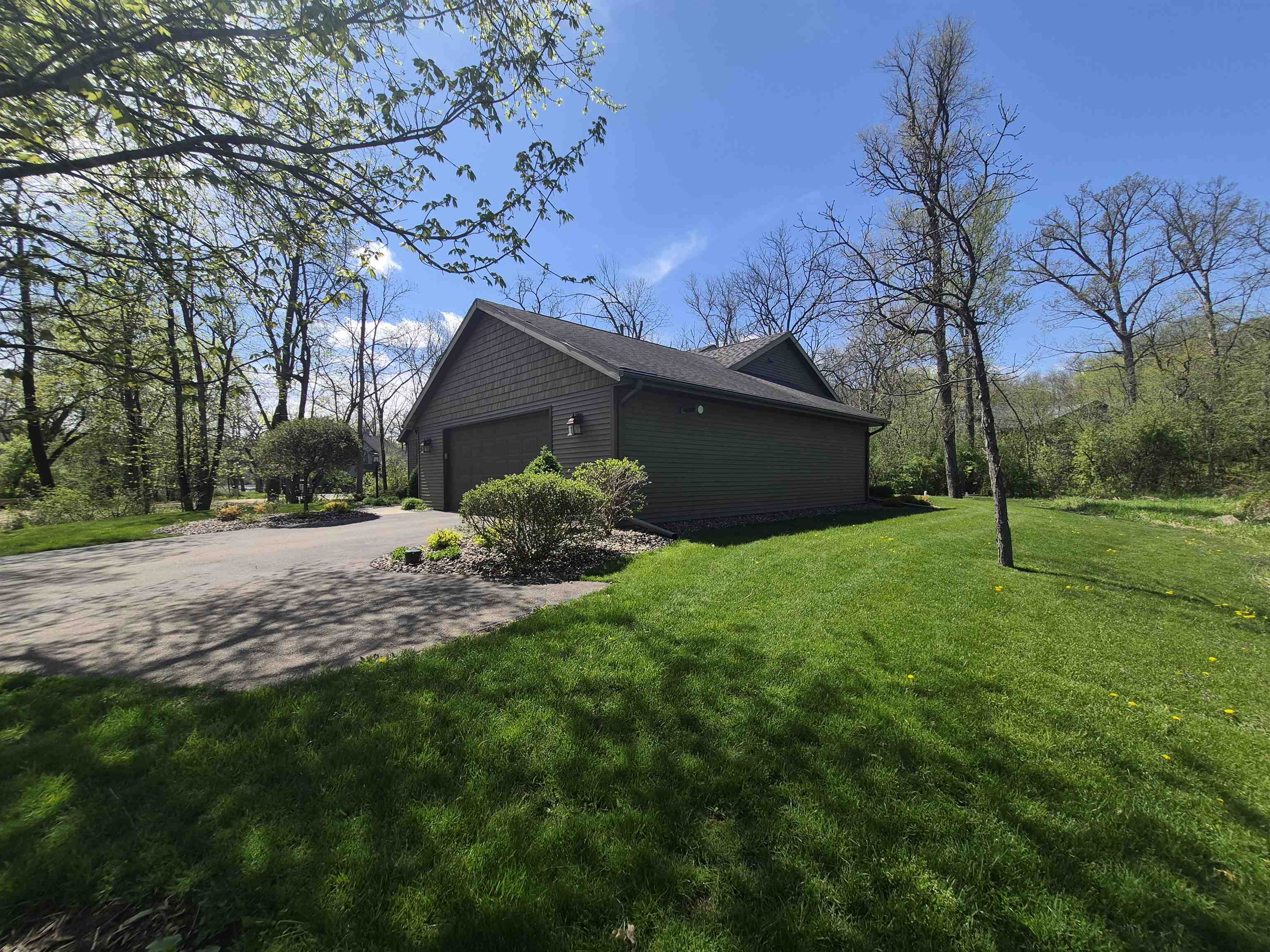 3181 North Crystal Springs Road, Unit 14 & 13 Janesville, WI 53545 - Photo 50 of 60