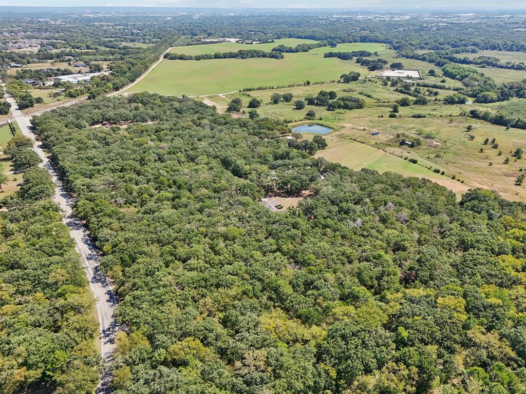 1901 Newt Patterson Road Mansfield, TX 76063 - Photo 5 of 13