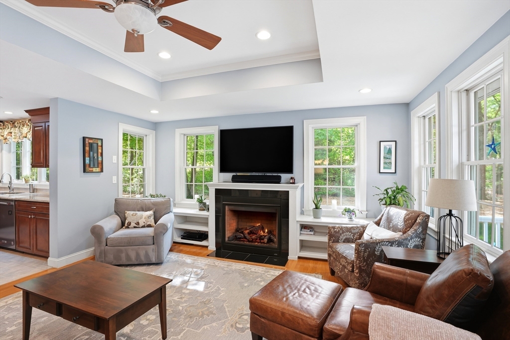 22 Longmeadow Drive Canton, MA 02021 - Photo 4 of 42