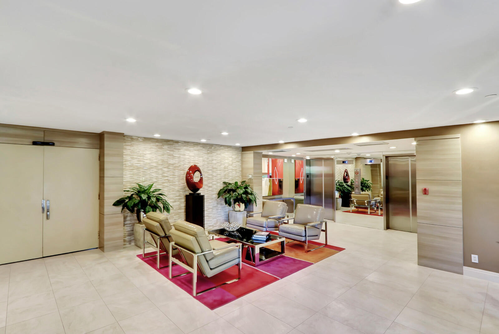 2727 North Ocean Boulevard, Unit 2020 Boca Raton, FL 33431 - Photo 5 of 52 Building Lobby
