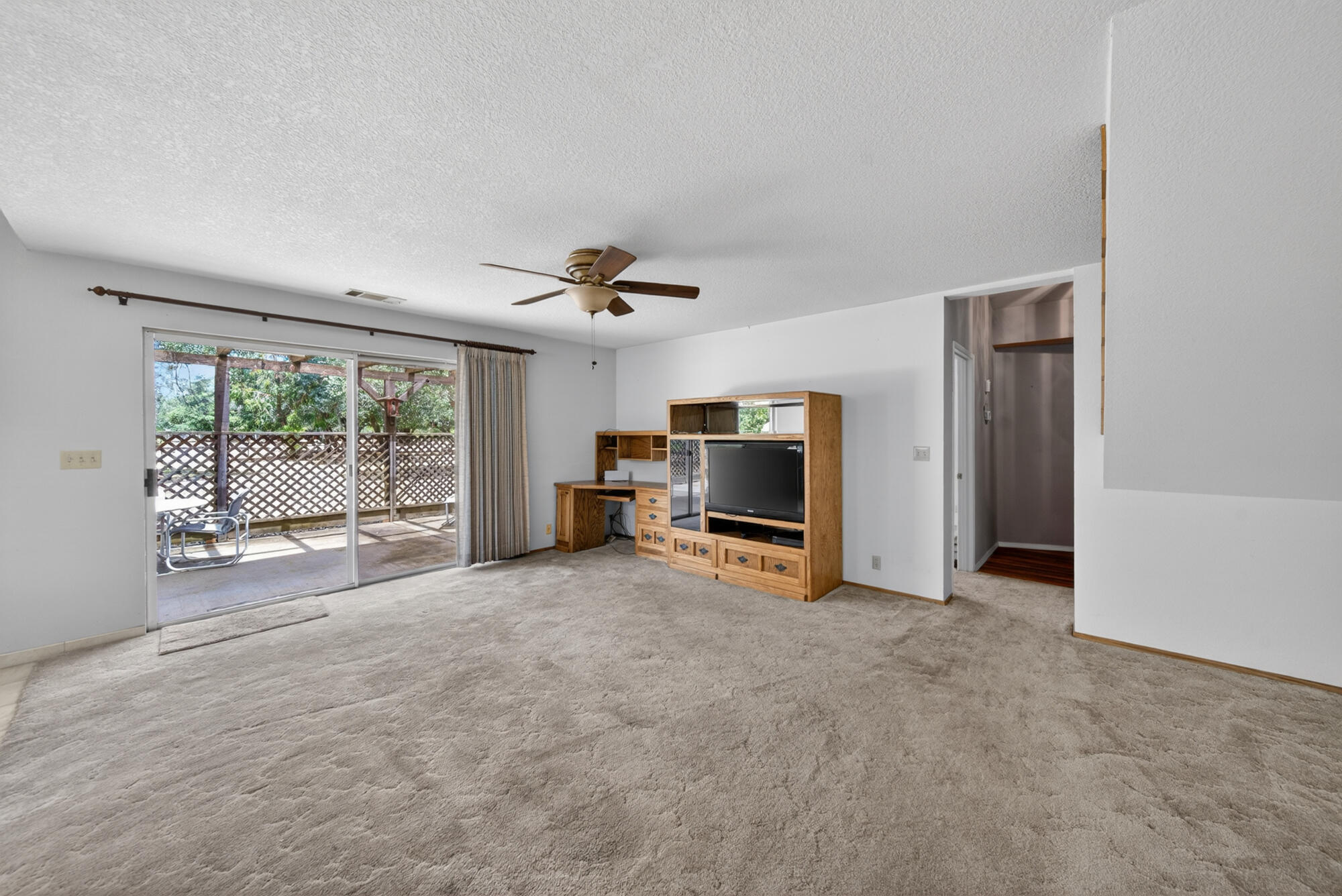 4702 Happy Valley Road Anderson, CA 96007 - Photo 12 of 42 4702 Happy Valley-30