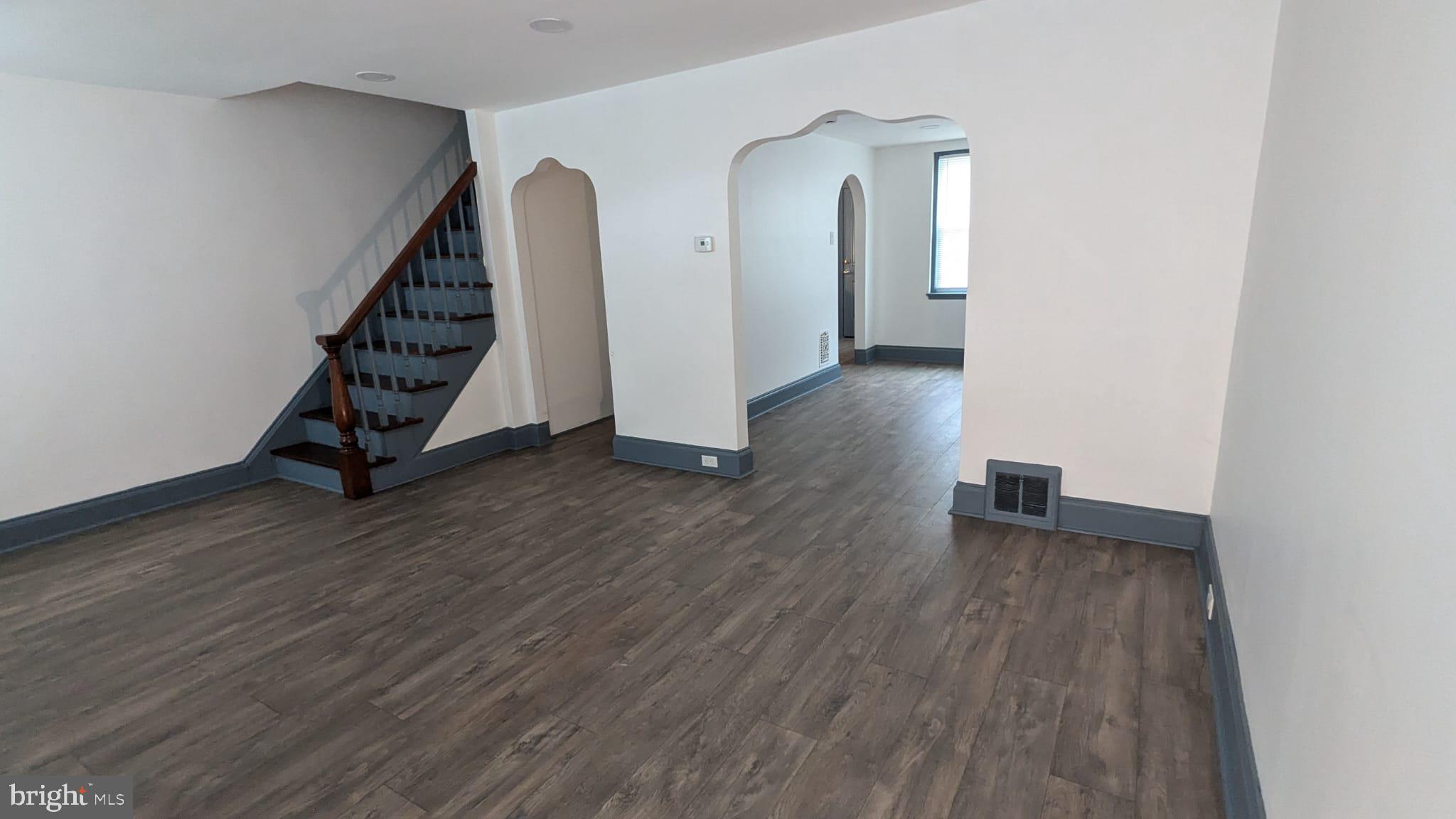 2909 Yorkship Road Camden, NJ 08104 - Photo 3 of 24