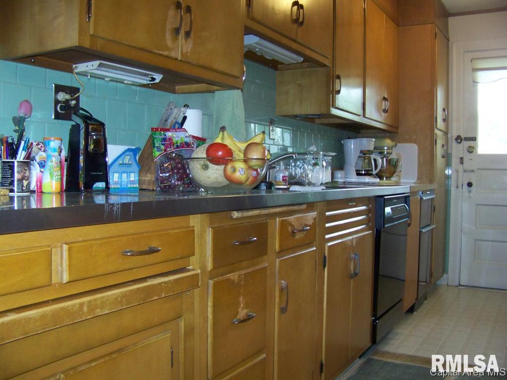2952 South 5th Street Springfield, IL 62703 - Photo 12 of 28