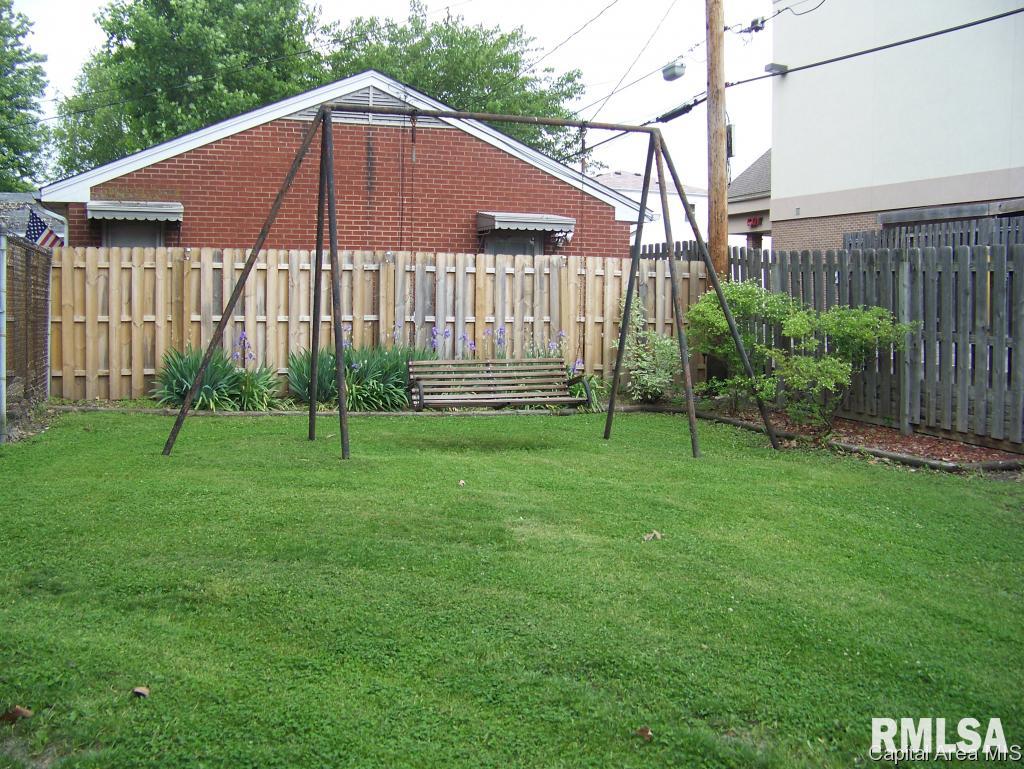 2952 South 5th Street Springfield, IL 62703 - Photo 22 of 28