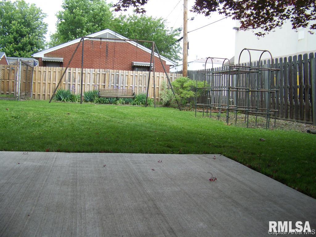 2952 South 5th Street Springfield, IL 62703 - Photo 23 of 28