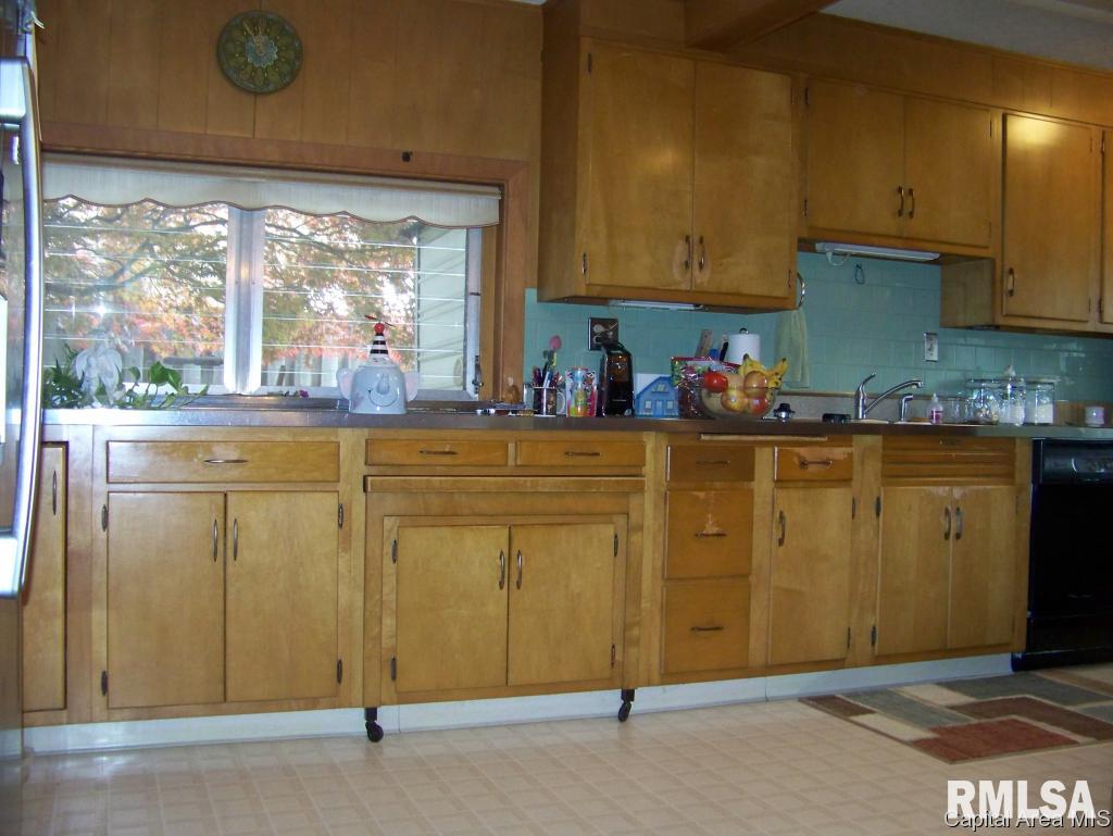2952 South 5th Street Springfield, IL 62703 - Photo 8 of 28