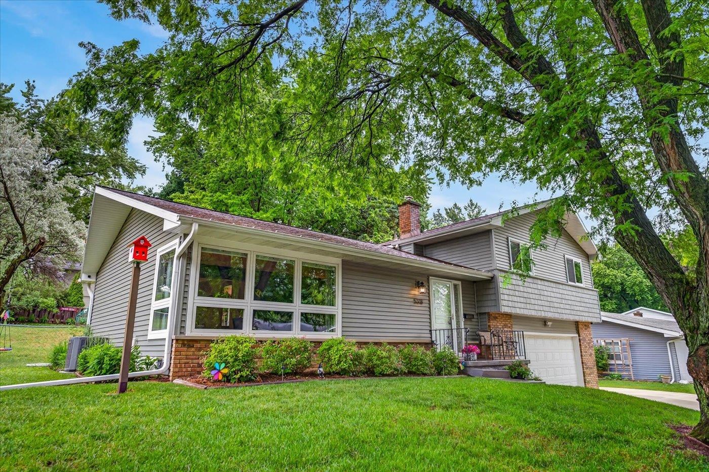 5318 Kingsbridge Road Madison, WI 53714 - Photo 38 of 47