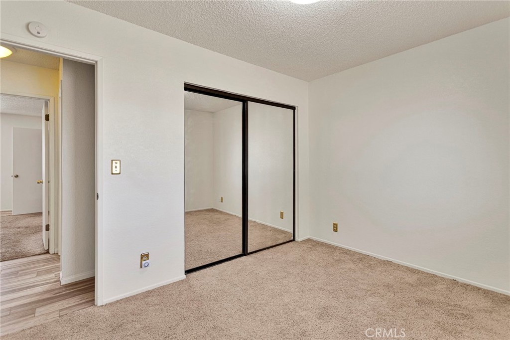 14475 Pioneer Road Apple Valley, CA 92307 - Photo 16 of 32 Guest Bedroom 2