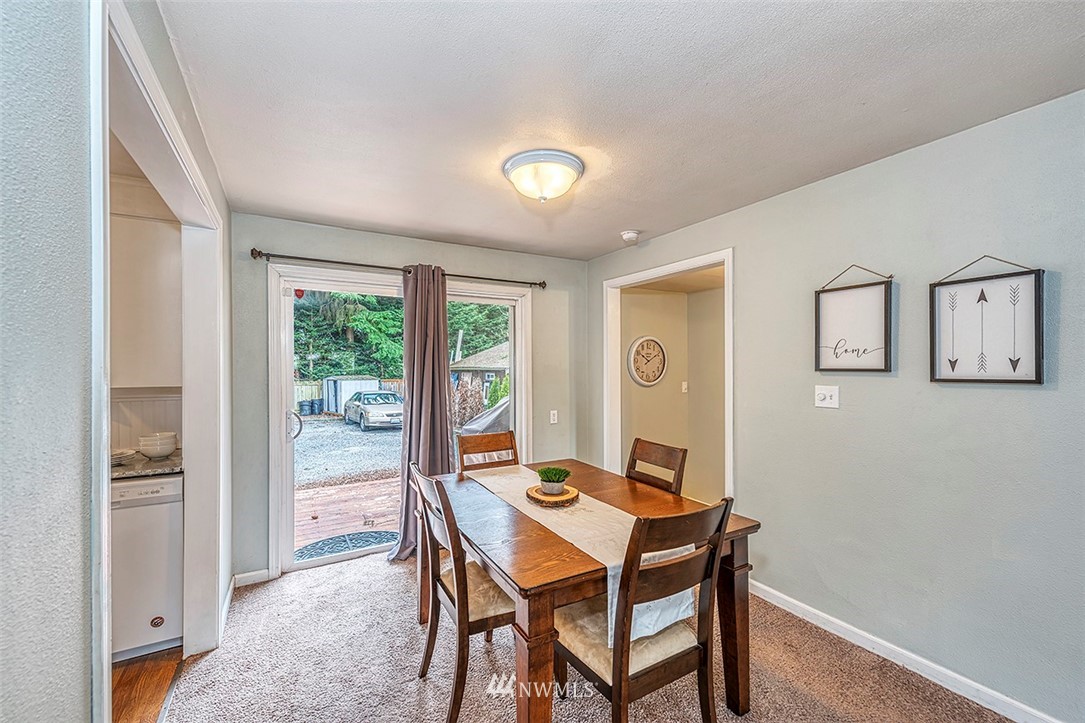 612 Edmonds Way Edmonds, WA 98020 - Photo 8 of 14 Gallery Image 8