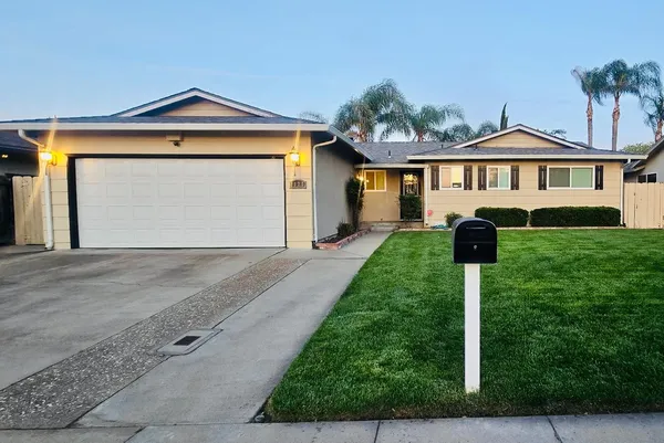$460,000 | 1020 Newkirk Way, Modesto, CA 95355