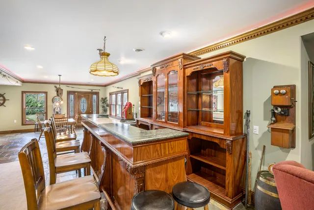 $1,650,000 | 6831 Price Lake Drive North, Jackson, MI 49201