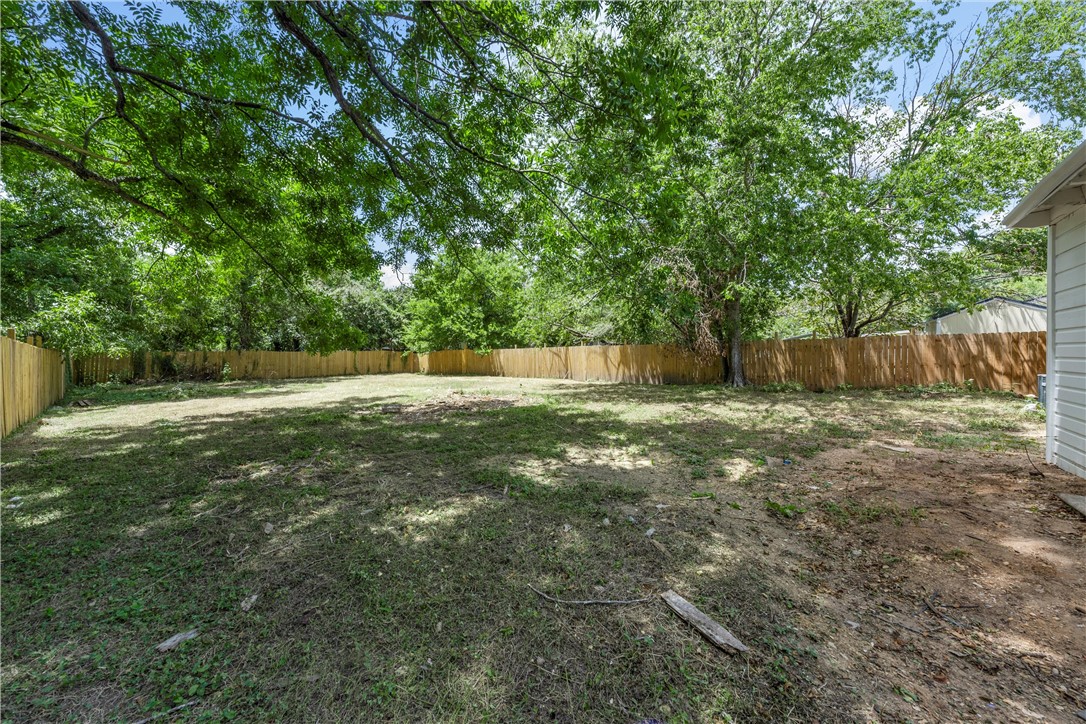 214 Calvery Street Waco, TX 76705 - Photo 13 of 14