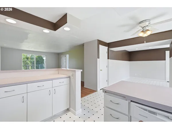 $519,000 | 1137-1139 Southwest Fox Court, Troutdale, OR 97060