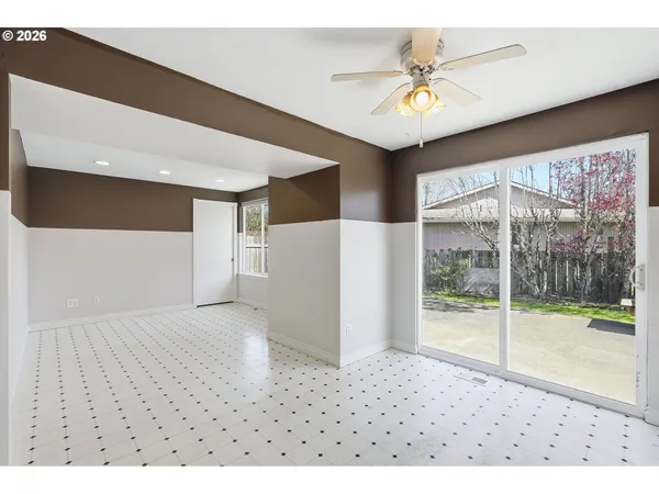 $519,000 | 1137-1139 Southwest Fox Court, Troutdale, OR 97060