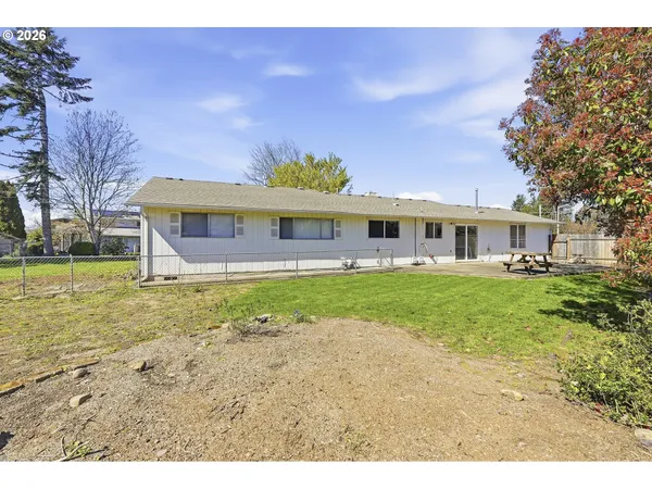 $519,000 | 1137-1139 Southwest Fox Court, Troutdale, OR 97060