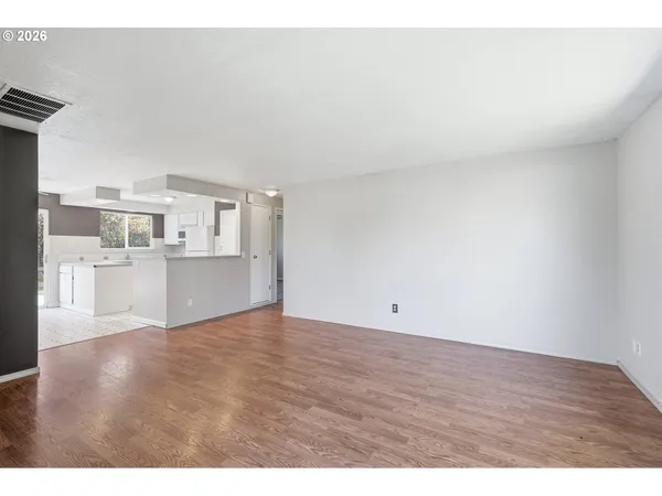 $519,000 | 1137-1139 Southwest Fox Court, Troutdale, OR 97060