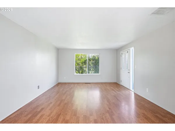 $519,000 | 1137-1139 Southwest Fox Court, Troutdale, OR 97060