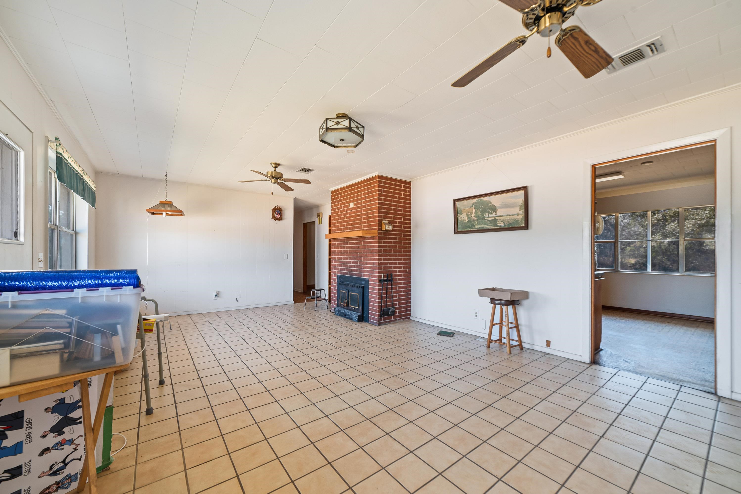 11194 County Road 83 Elberta, AL 36530 - Photo 17 of 36
