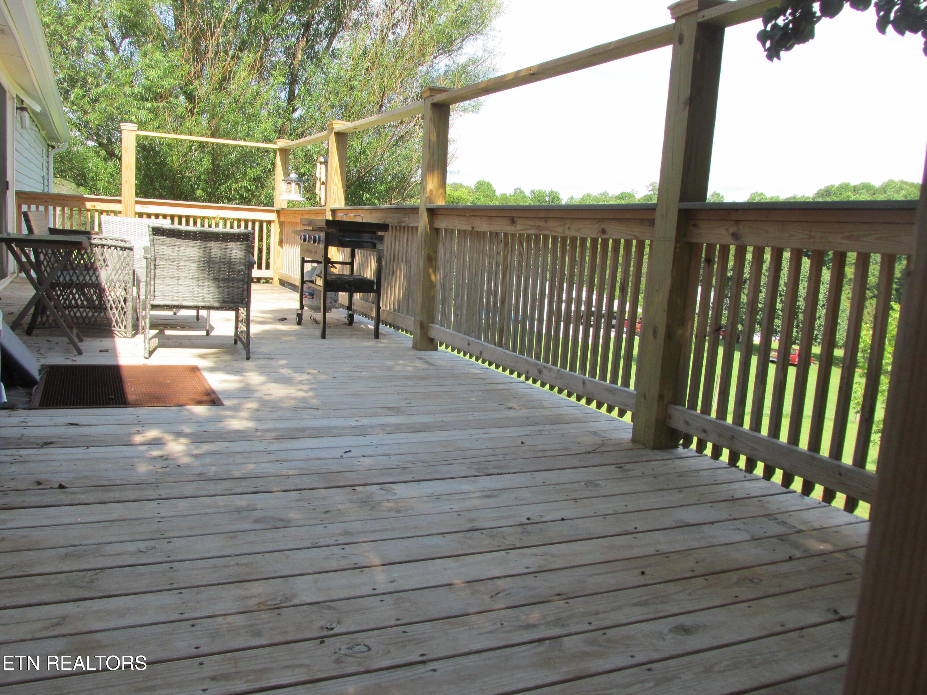 234 Scenic View Road Madisonville, TN 37354 - Photo 9 of 24 IMG_5324