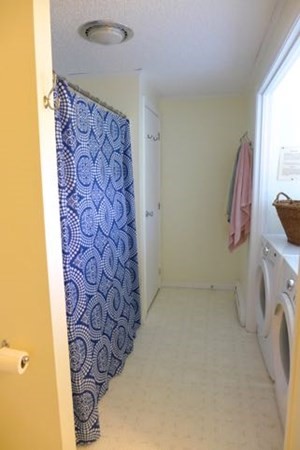 20 Katama Bay Road Edgartown, MA 02539 - Photo 19 of 40 a view of bathroom