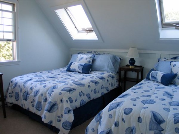 20 Katama Bay Road Edgartown, MA 02539 - Photo 34 of 40 a bedroom with two beds and a window
