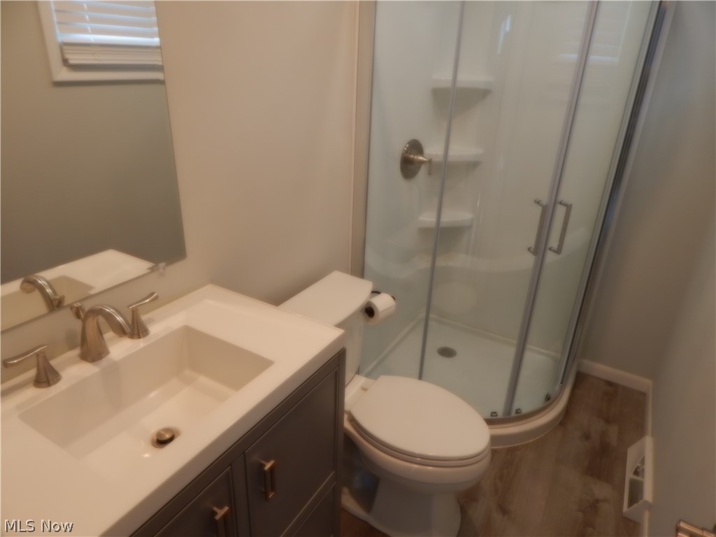 6638 Suffield Road Cleveland, OH 44124 - Photo 9 of 24 Gallery Image 9