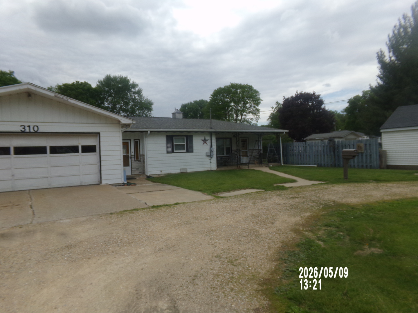 310 Martin Road Rock Falls, IL 61071 - Photo 6 of 12