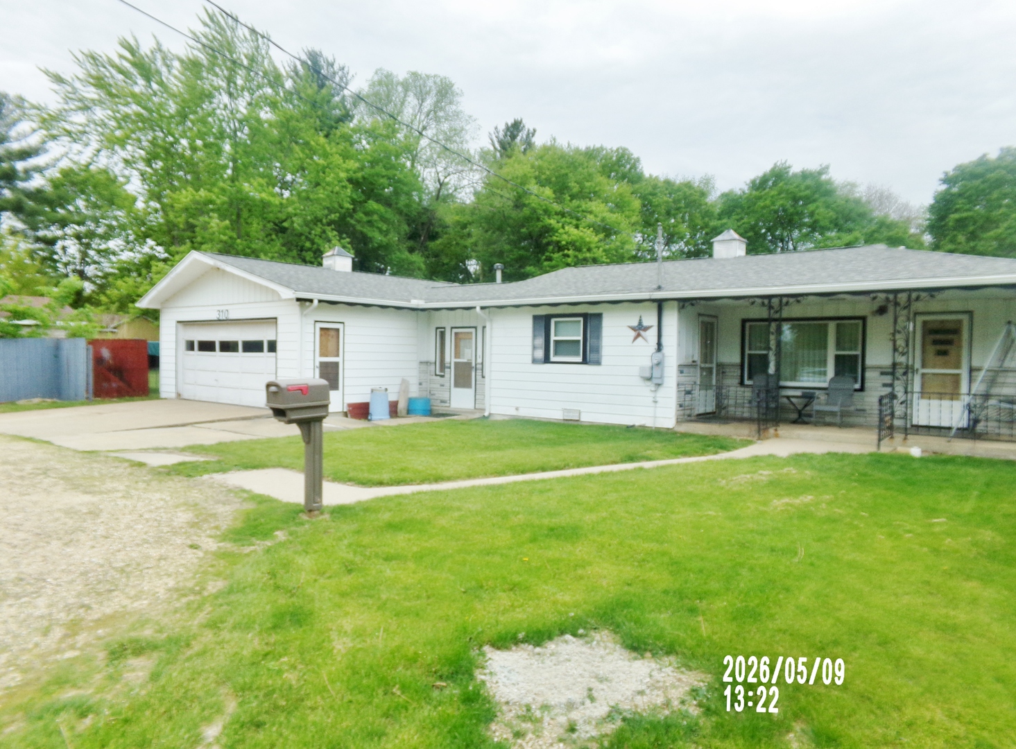 310 Martin Road Rock Falls, IL 61071 - Photo 9 of 12