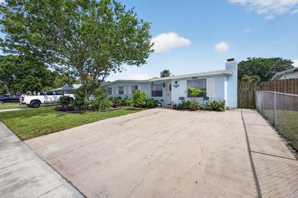 3740 Dunes Road Cabana Colony, FL 33410 - Photo 2 of 18 3740 Dunes Road Street View