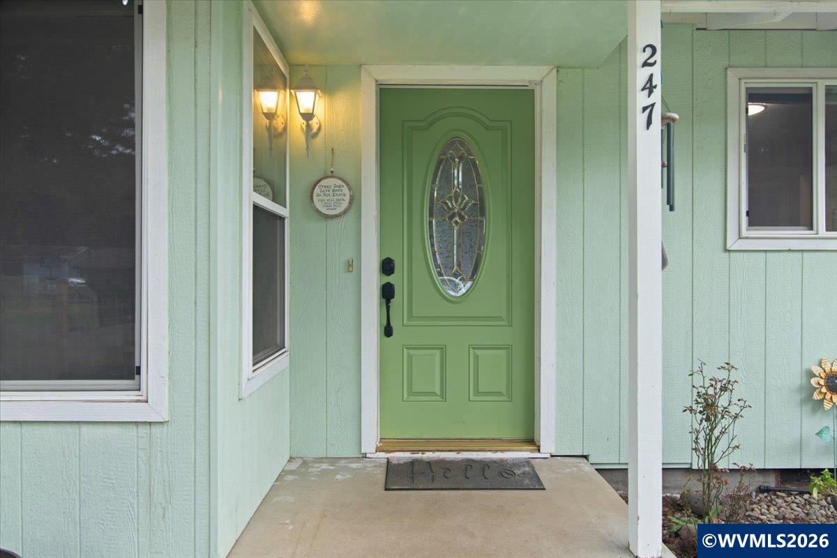 247 Cedar Street Lyons, OR 97358 - Photo 6 of 40