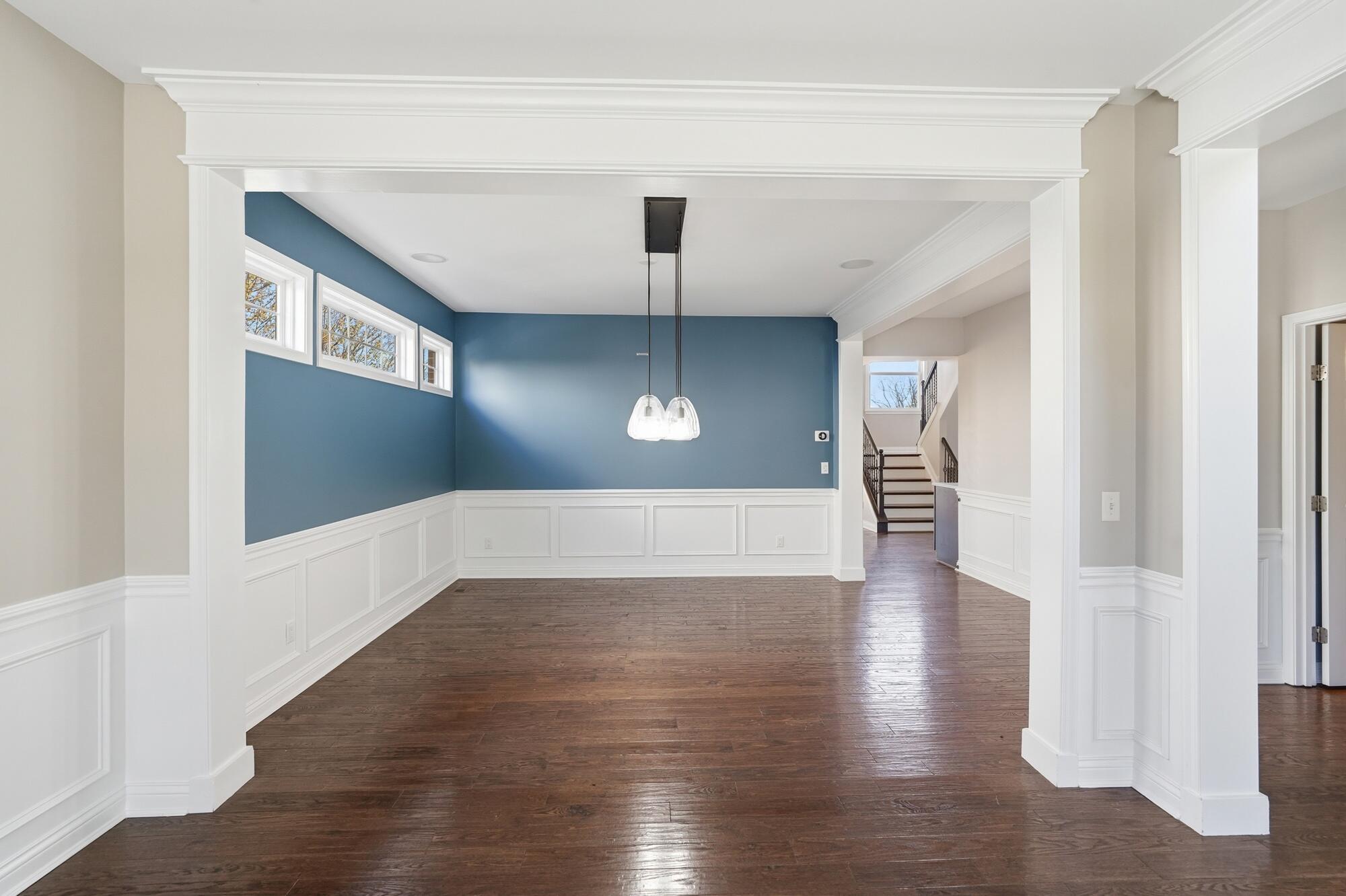 833 Sandstone Ridge Newport, KY 41076 - Photo 3 of 50 Gallery Image 3