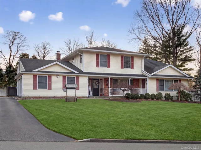 $1,072,000 | 3 Claremont Lane, Suffern, NY 10901