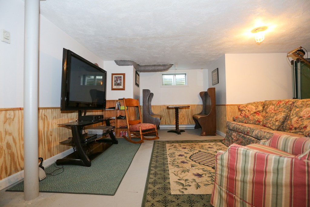 116 Arch Street Needham, MA 02492 - Photo 24 of 27 Gallery Image 24