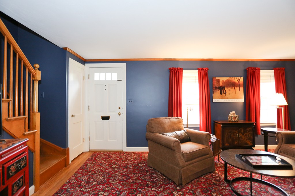 116 Arch Street Needham, MA 02492 - Photo 5 of 27 Gallery Image 5