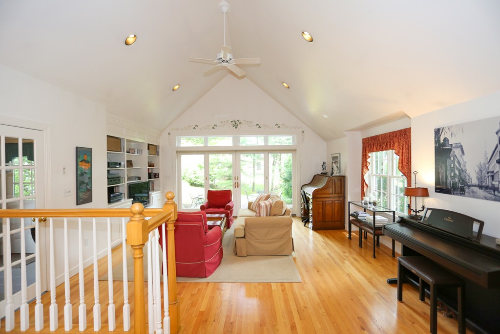 116 Arch Street Needham, MA 02492 - Photo 9 of 27 Gallery Image 9