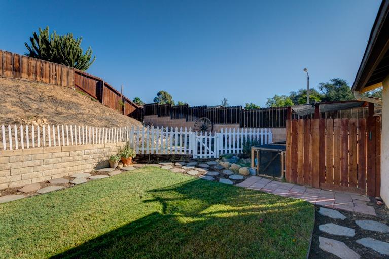 637 Thomas Street Oak View, CA 93022 - Photo 27 of 30