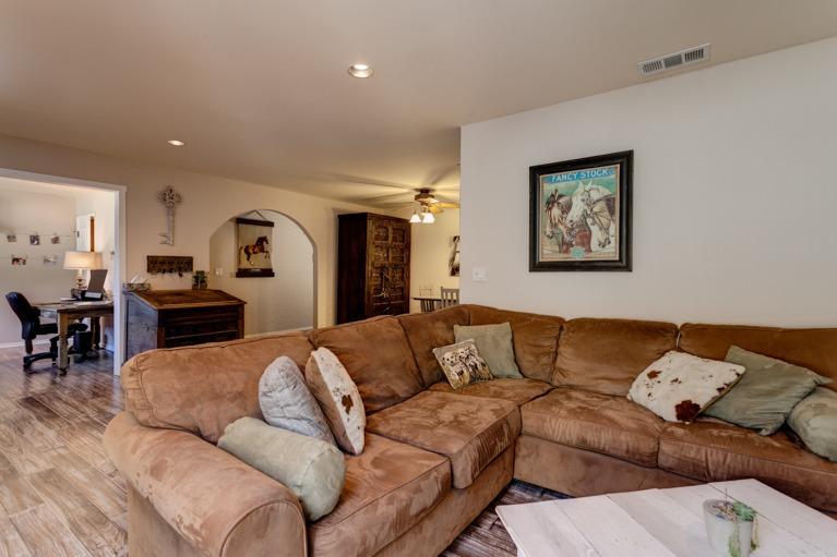 637 Thomas Street Oak View, CA 93022 - Photo 10 of 30 a living room with furniture and kitchen view