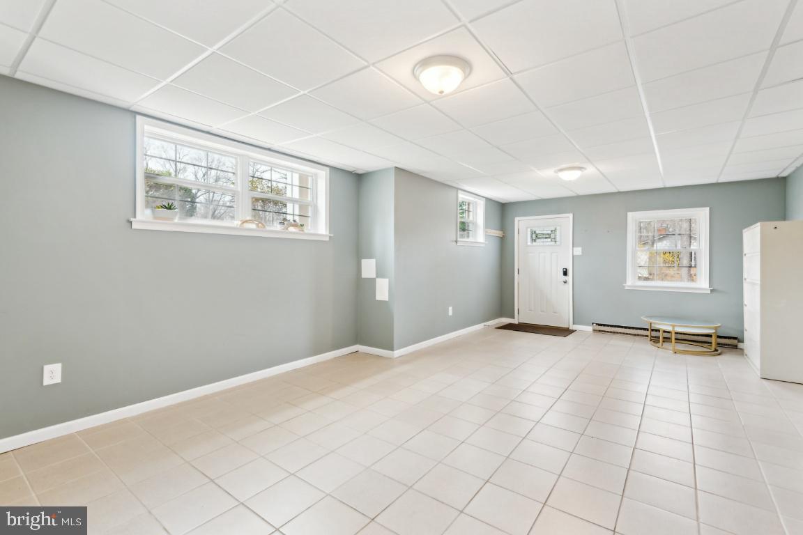 11213 Oakwood Drive Dunkirk, MD 20754 - Photo 29 of 48 a view of an empty room with a window