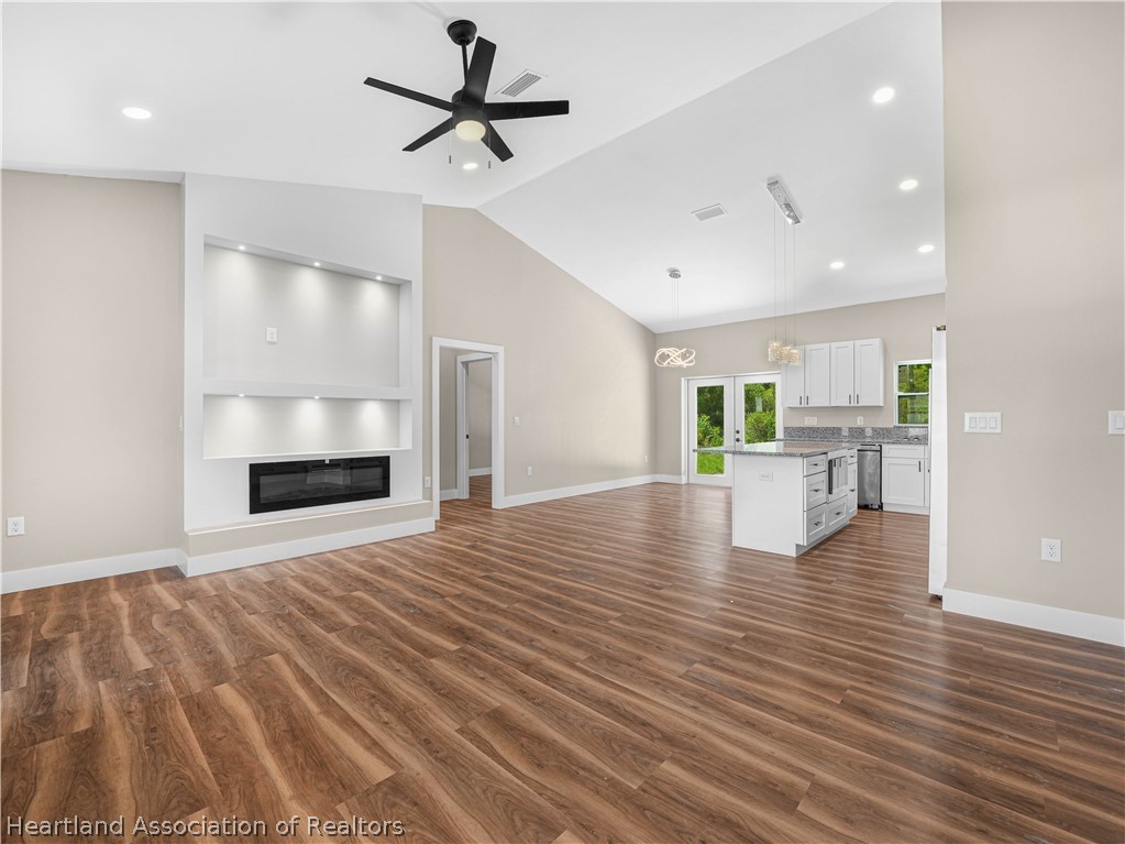 321 Roadrunner Avenue Sebring, FL 33870 - Photo 12 of 20