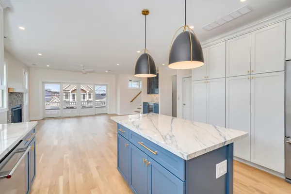 $2,324,900 | 120 East Syracuse Avenue, Wildwood Crest, NJ 08260